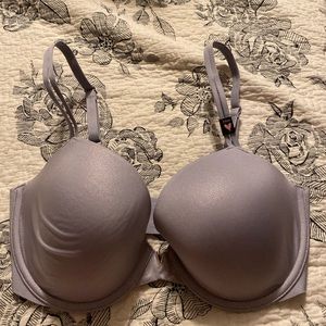 NWT Victoria’s Secret bra 34DD